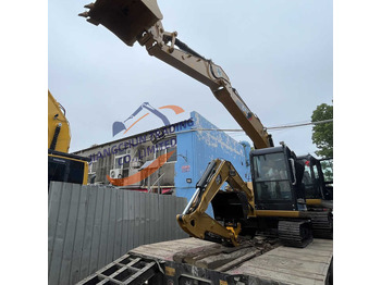 Kāpurķēžu ekskavators CATERPILLAR 306E2