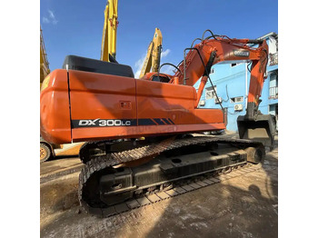 Kāpurķēžu ekskavators DOOSAN DX300LC