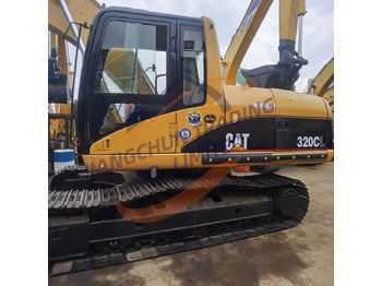 Kāpurķēžu ekskavators good price Original japan used cat 320 320bl 320c used excavator cat 320 price: foto 2