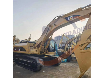 Kāpurķēžu ekskavators CATERPILLAR 320C