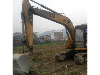 Kāpurķēžu ekskavators CATERPILLAR 320CL