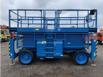 Šķērveida pacēlājs Genie GS4390 - 15,11m, diesel, 4x4: foto 5