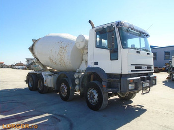 Betonvedējs LIEBHERR