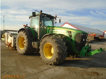 Traktors JOHN DEERE 8530