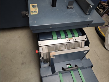 Iesiešanas mašīna Bourg CP BB 3002 | 2.6Mio: foto 3 Iesiešanas mašīna Bourg CP BB 3002 | 2.6Mio: foto 3