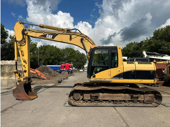 Kāpurķēžu ekskavators CATERPILLAR 318CL