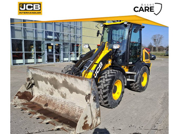 Riteņu iekrāvējs JCB 409