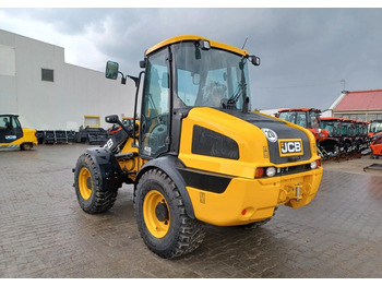 Riteņu iekrāvējs JCB 409: foto 5