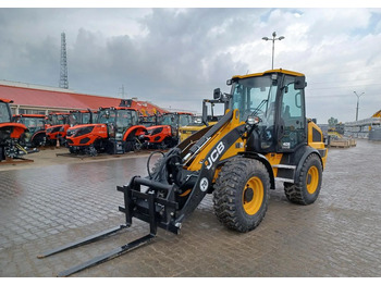 Riteņu iekrāvējs JCB 409: foto 2