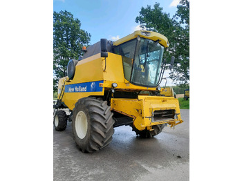 Labības kombains NEW HOLLAND TC series
