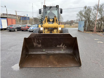 Riteņu iekrāvējs AHLMANN