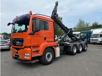 Pacēlājs ar āķi MAN TGS 35.440