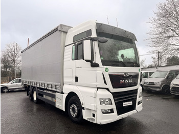Kravas automašīna ar tentu MAN TGX 26.460 Jumbo: foto 2