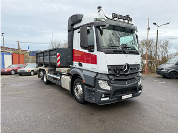 Pacēlājs ar āķi MERCEDES-BENZ Actros 2542