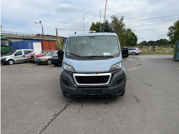 Automašīna ar kravas platformu PEUGEOT Boxer