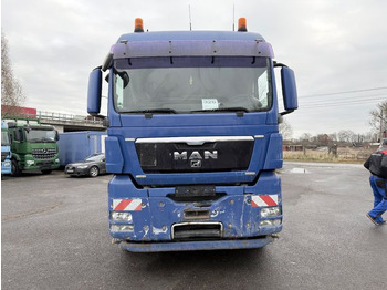 Vilcējs MAN TGX 26.480