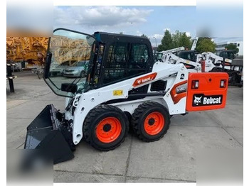 Kompaktiekrāvējs BOBCAT S450