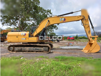 Kāpurķēžu ekskavators CATERPILLAR 323D3