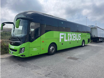 Starppilsētu autobuss VOLVO