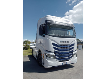Vilcējs IVECO SWAY 510CV: foto 2
