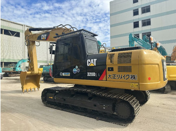 Kāpurķēžu ekskavators CATERPILLAR 320D