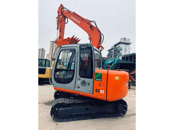 Kāpurķēžu ekskavators HITACHI EX60