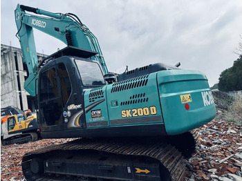 Kāpurķēžu ekskavators KOBELCO