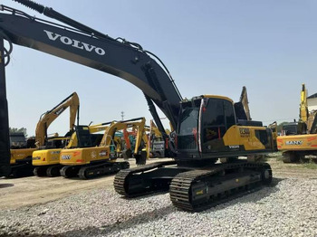 Kāpurķēžu ekskavators VOLVO EC300: foto 3