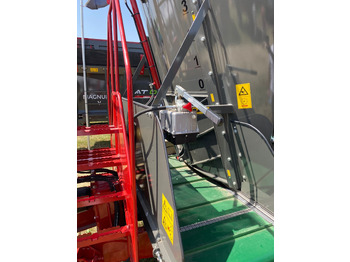 Jaunā Lopbarības mikseris Ando Tech Futtermischwagen / Feed mixer / Melangeuse / Carro di alimentazione / Remolque alimentador / Кормораздатчик / Wóz paszowy T-REX 24 m3: foto 4