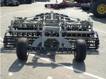 Jaunā Disku ecēša ROLEX Hydraulische Scheibenegge / Hydraulic discs harrow / Dechaumeur à disques / Erpice a dischi / Дисковая гидравлическая борона тип лёгкий с тележкой / Brona talerzowa hydraulicznie składana lekka: foto 5 Jaunā Disku ecēša ROLEX Hydraulische Scheibenegge / Hydraulic discs harrow / Dechaumeur à disques / Erpice a dischi / Дисковая гидравлическая борона тип лёгкий с тележкой / Brona talerzowa hydraulicznie składana lekka: foto 5