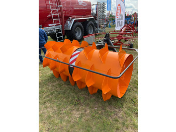 Jaunā Siena sagatavošanas tehnika Spawex Silowalze / Silage spreader / Épandeur d'ensilage / Spandiconcime / Esparcidor de forraje verde / Кормораспределитель / Rozgarniacz do zielonki Tornado 2,2 m: foto 2