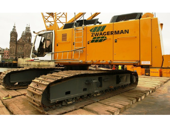 Kāpurķēžu celtnis LIEBHERR HS 885 HD