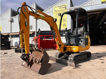 Mini-ekskavators JCB 8018