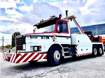 Auto evakuators SCANIA 92
