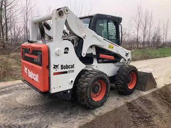 Kompaktiekrāvējs BOBCAT S770