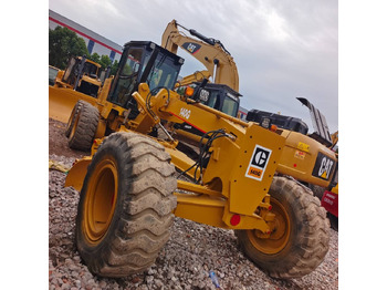 Greiders CATERPILLAR 140