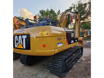 Kāpurķēžu ekskavators CATERPILLAR 320D