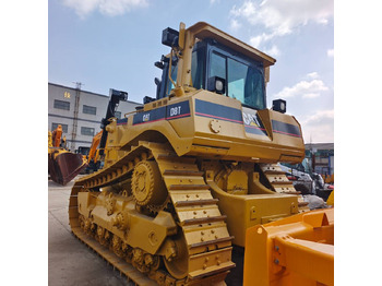 Buldozers CATERPILLAR D8T