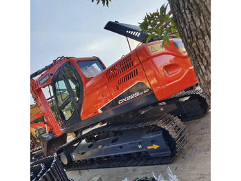 Kāpurķēžu ekskavators DOOSAN DX225LC