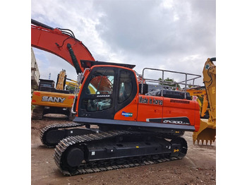 Kāpurķēžu ekskavators Doosan DX 300 LCA: foto 3