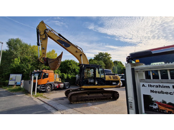 CAT 324 D Deutsche Maschine | Schnellwechsler | Löffel | Hammerhydraulik | 8016h original līzingu CAT 324 D Deutsche Maschine | Schnellwechsler | Löffel | Hammerhydraulik | 8016h original: foto 1