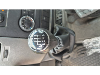 VW Crafter 2.0 L Diesel Pritsche 4.35 m līzingu VW Crafter 2.0 L Diesel Pritsche 4.35 m: foto 2