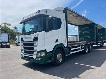 Kravas automašīna ar tentu SCANIA R 500