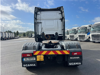 Vilcējs Scania R450: foto 5