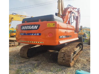 Doosan DX260LC līzingu Doosan DX260LC: foto 5