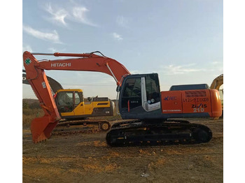 Kāpurķēžu ekskavators HITACHI