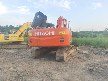 Kāpurķēžu ekskavators Hitachi ZX210: foto 3