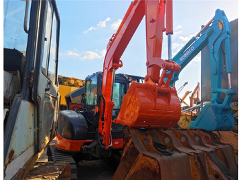 Mini-ekskavators Hitachi ZX55: foto 4