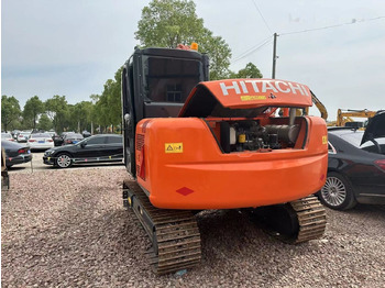 Kāpurķēžu ekskavators HITACHI ZX70