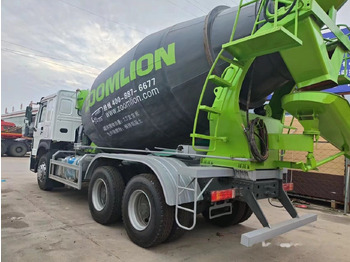 : fotogrāfija galvenē